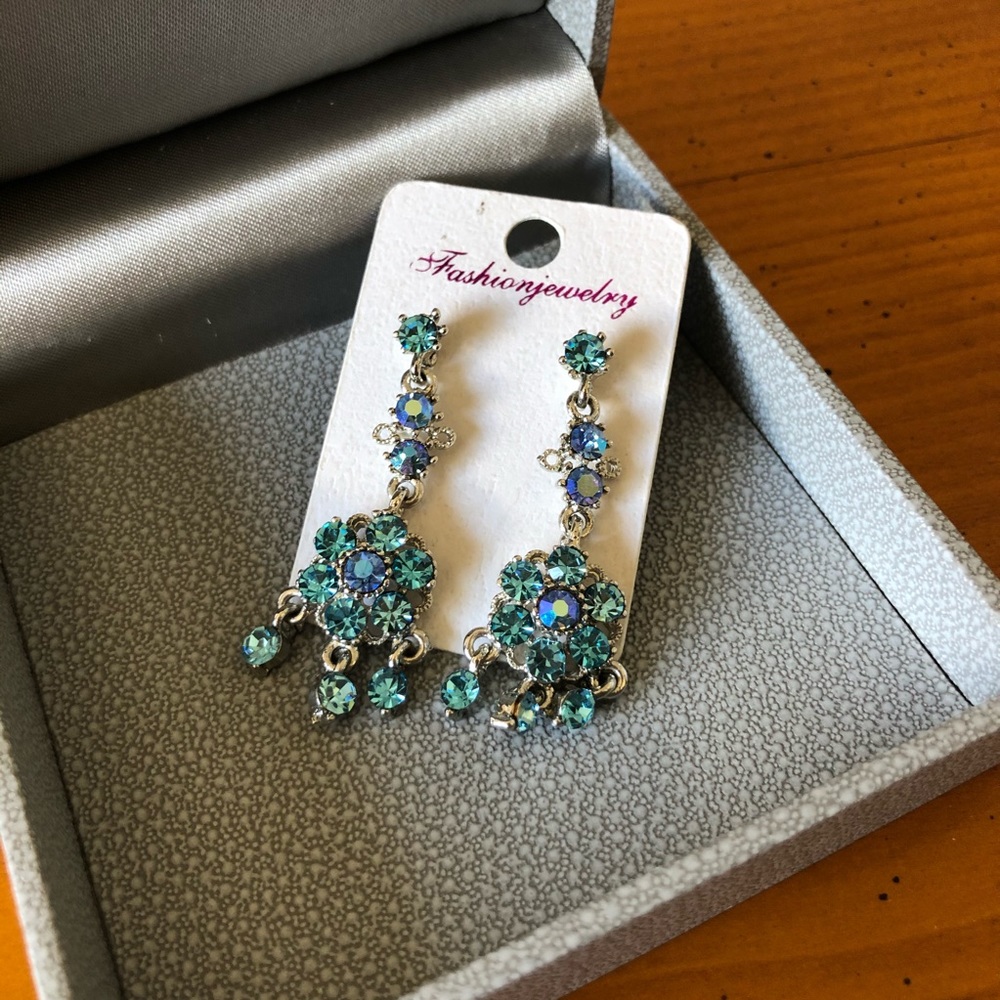 New Turquoise Rhinestone Statement Dangle Earrings - image 2